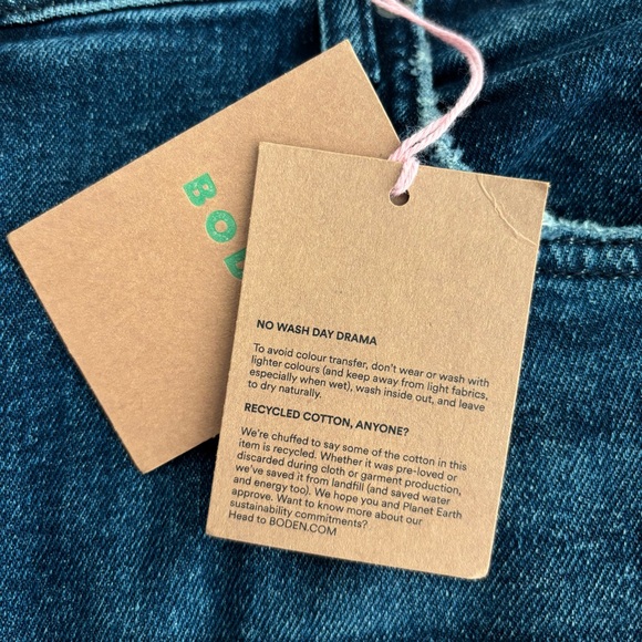 Boden High Rise Classic Slim Jeans Size W32xL32 NEW Blue Tapered Leg Raw Hem - Picture 14 of 16